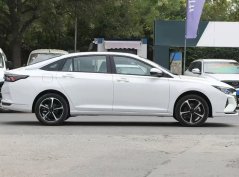 Dongfengfengshen Yixuan MAX