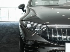 مرسيدس بنز EQS AMG