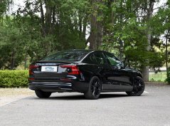 Volvo S60 Новая энергия