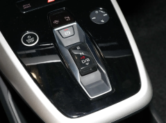 Ауди Q5 е-трон