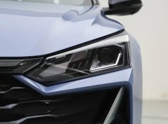 Dongfengfengshen Yixuan