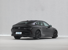 Чжиджи Авто L6