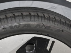 Dongfengfengshen E70