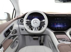 مرسيدس بنز EQS AMG