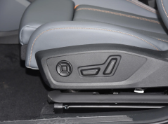 Ауди Q4 е-трон