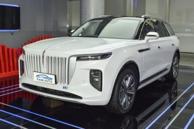 Hongqi E-HS9