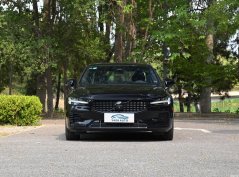 Volvo S60 Новая энергия