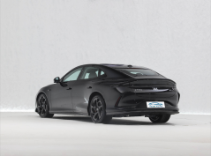 Чжиджи Авто L6