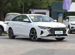 Dongfengfengshen Yixuan MAX