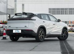 Дунфэнфэншен SKY EV01