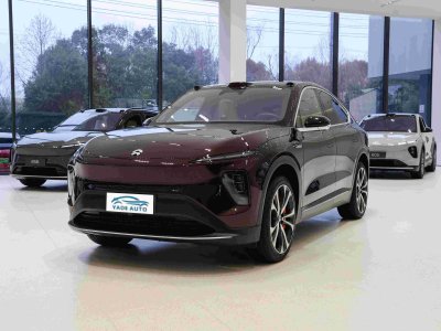 NIO EC7