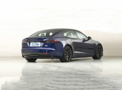 Tesla S