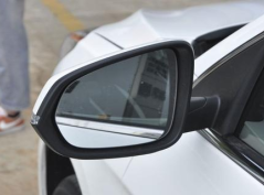 Dongfengfengshen E70